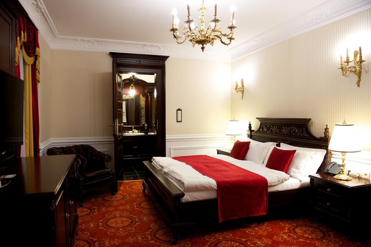 Hotel Forgach Kastely Mándok Zewnętrze zdjęcie
